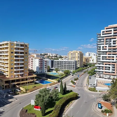 Апартаменти Encantador Na Da Rocha