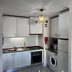 Encantador Na Da Rocha * Portimão