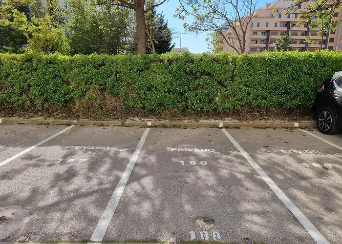 Encantador Na Da Rocha Appartamento Portimão